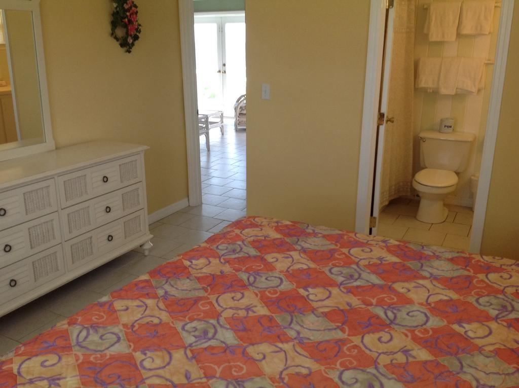 מארש הארבור Pelican Beach Villas מראה חיצוני תמונה