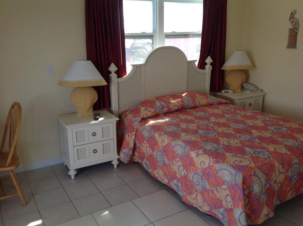 מארש הארבור Pelican Beach Villas מראה חיצוני תמונה
